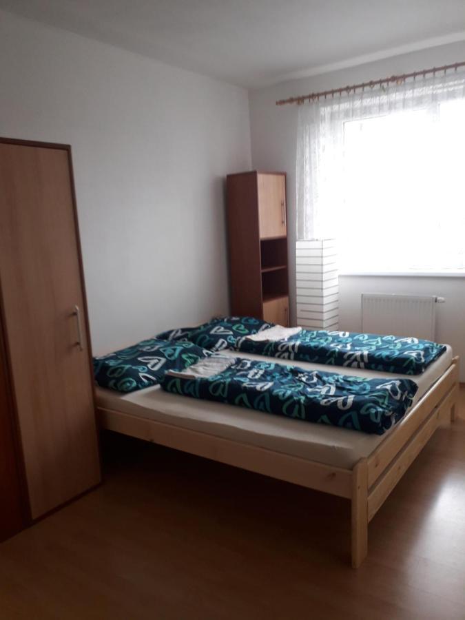 Peskova, Byt O 2 Pokojich S Terasou Olomouc Buitenkant foto